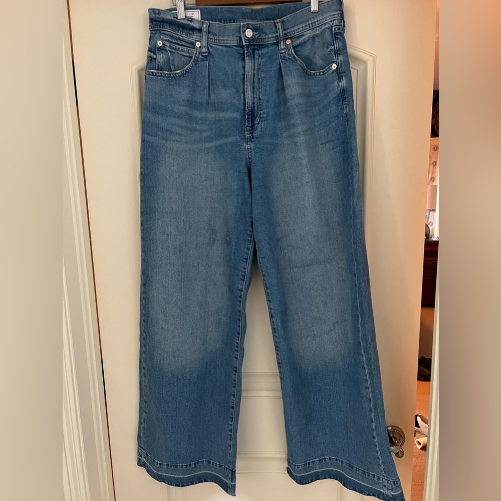 Wide-leg denim Trousers!
